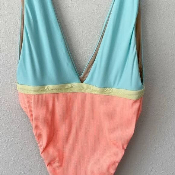 NWOT Basta surf Deep-v colorblock one piece swim bathing suit 14 - Picture 9 of 12